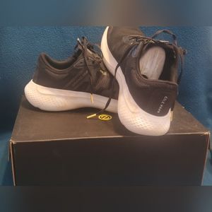 Cole Haan Zero Ground